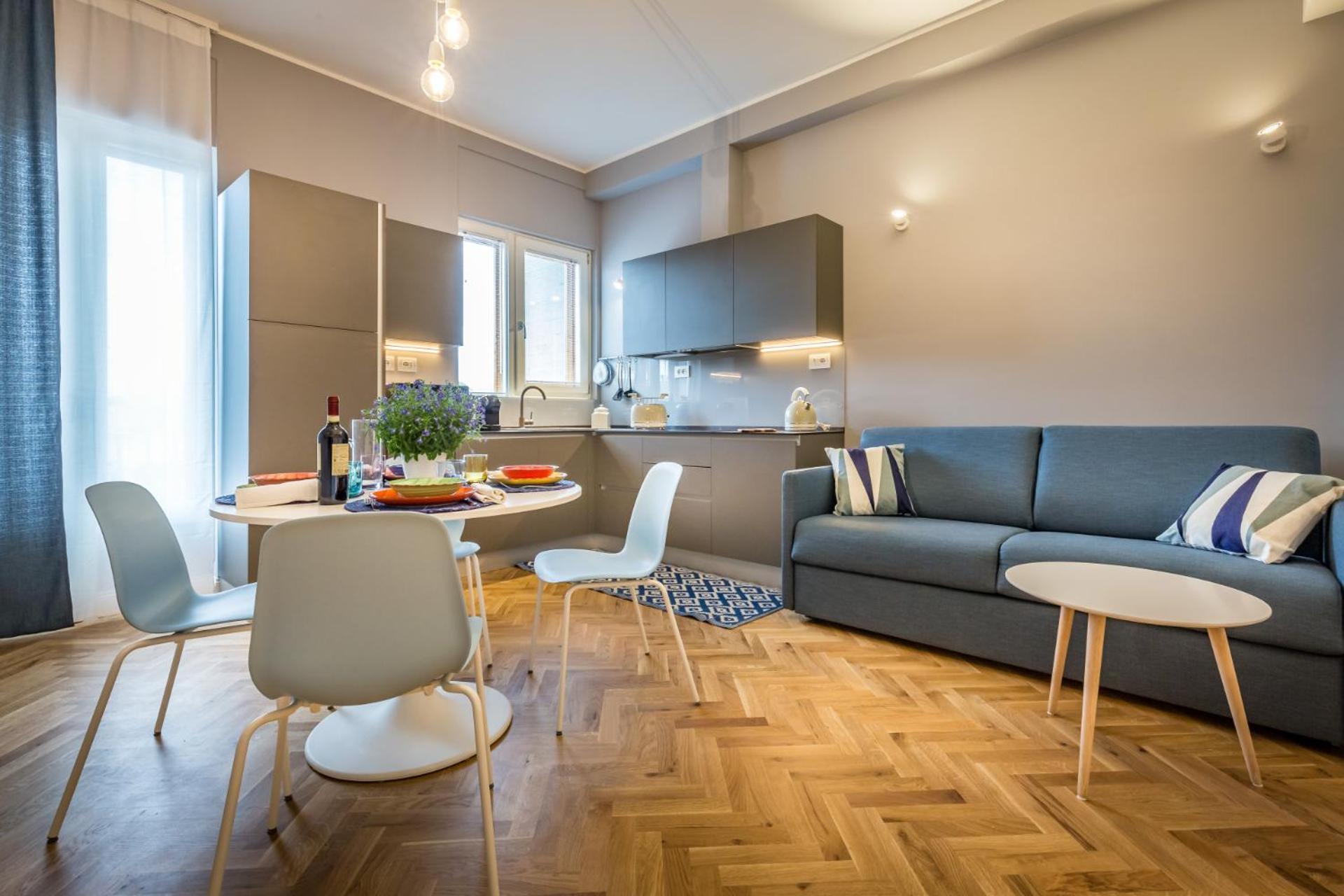 - Cobalt Cove 2 Bedroom Apartment *