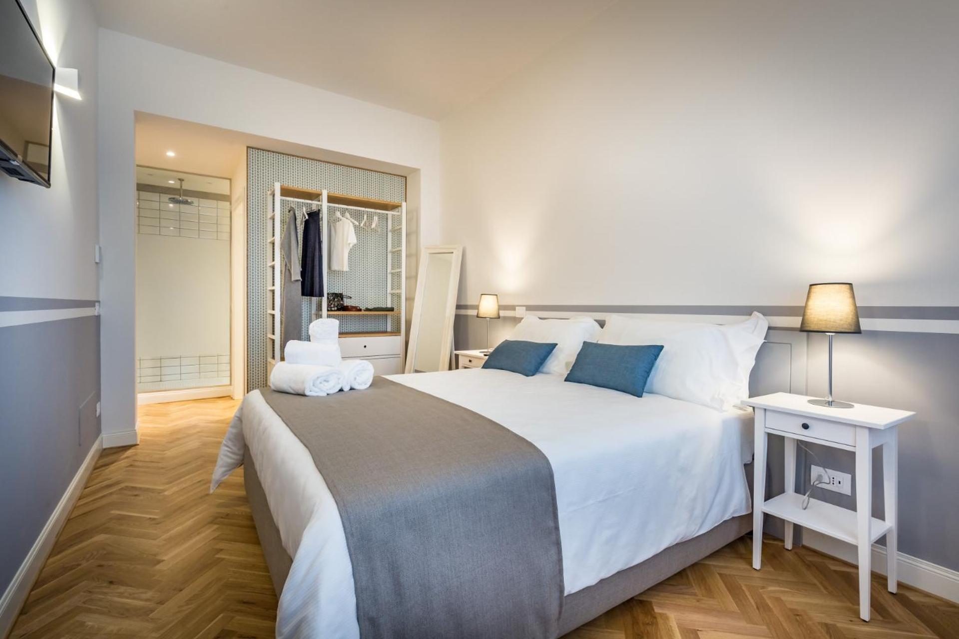 - Cobalt Cove 2 Bedroom Apartment Florence