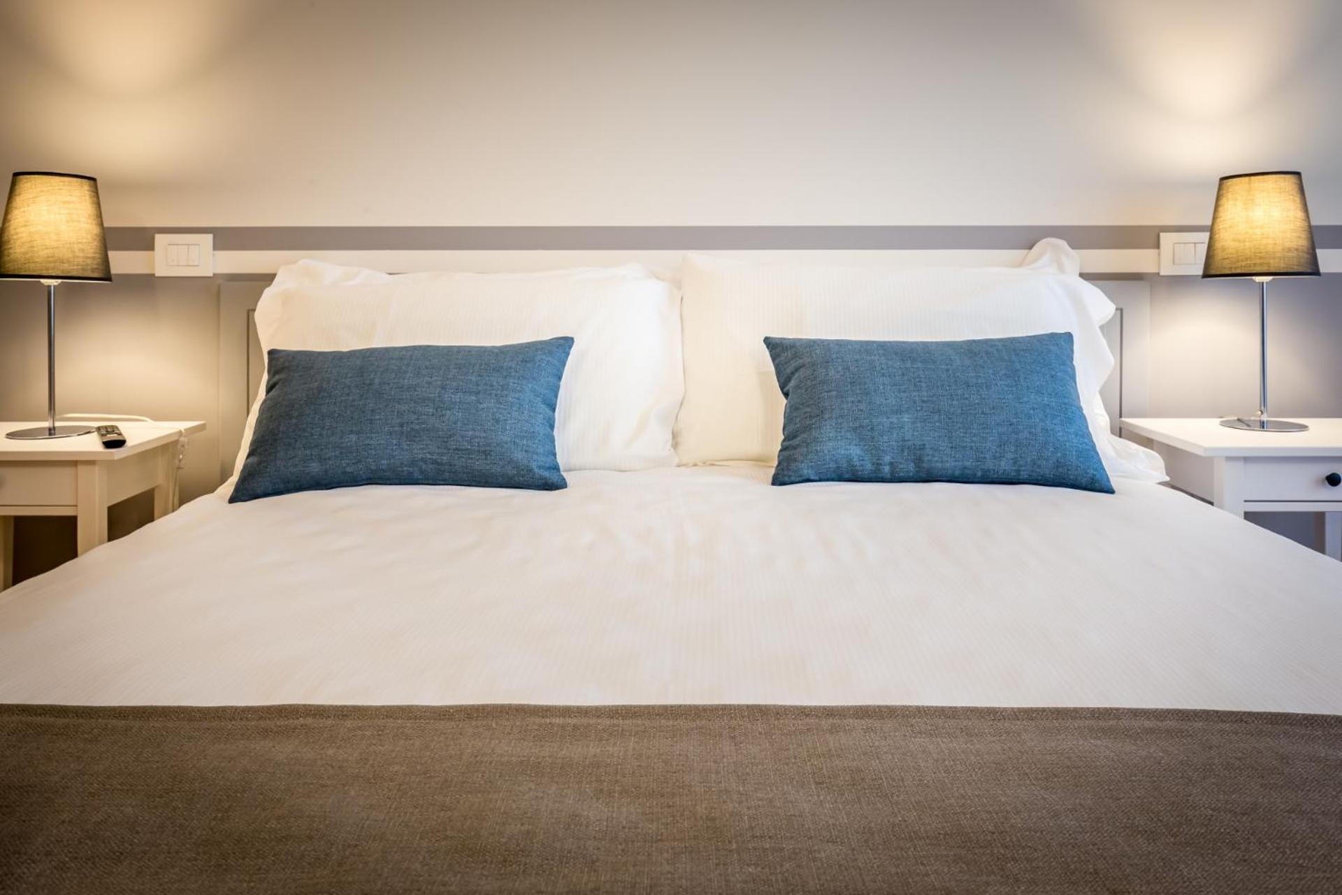 - Cobalt Cove 2 Bedroom Florence