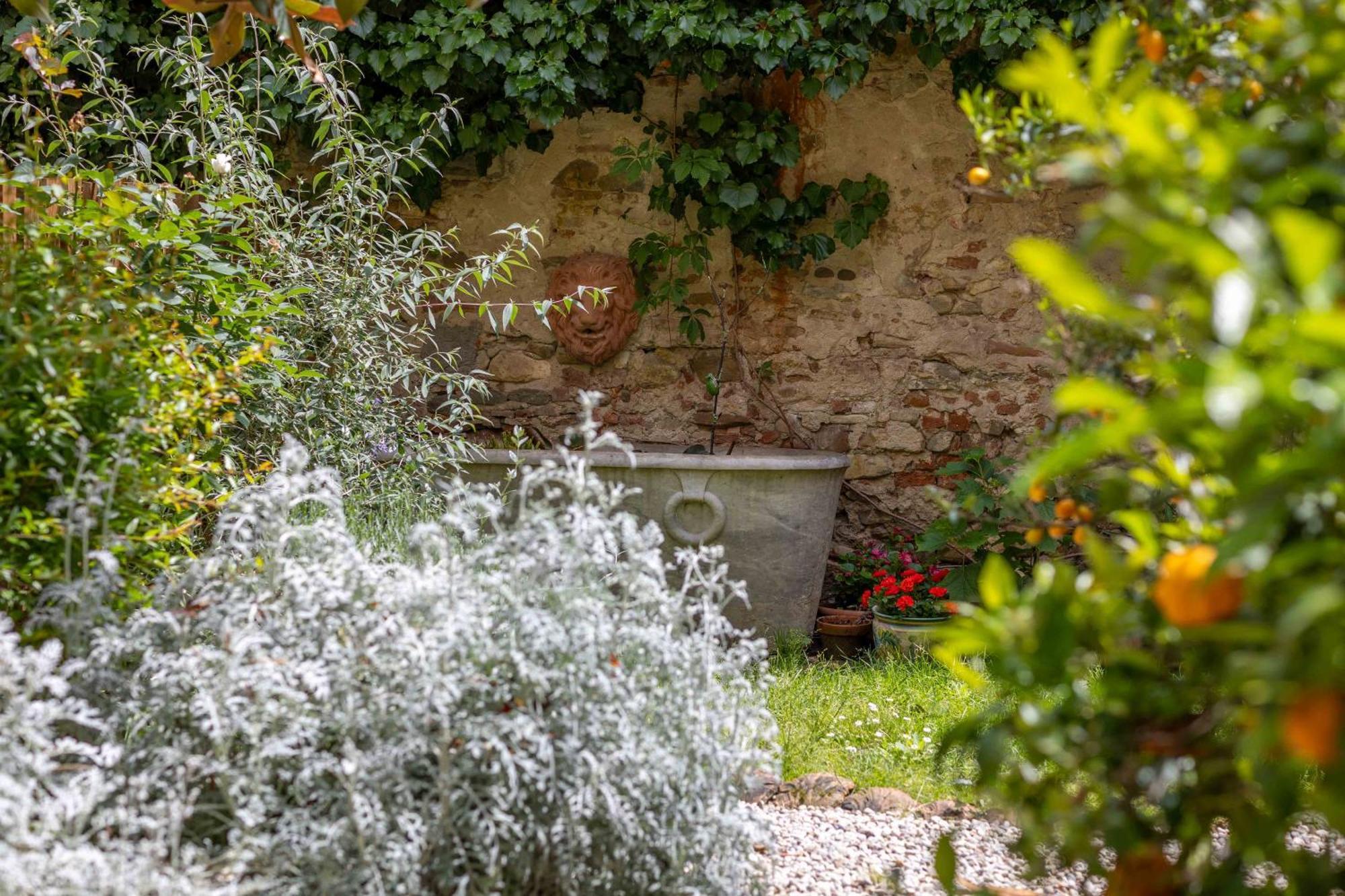 Secret Garden Couette-café *