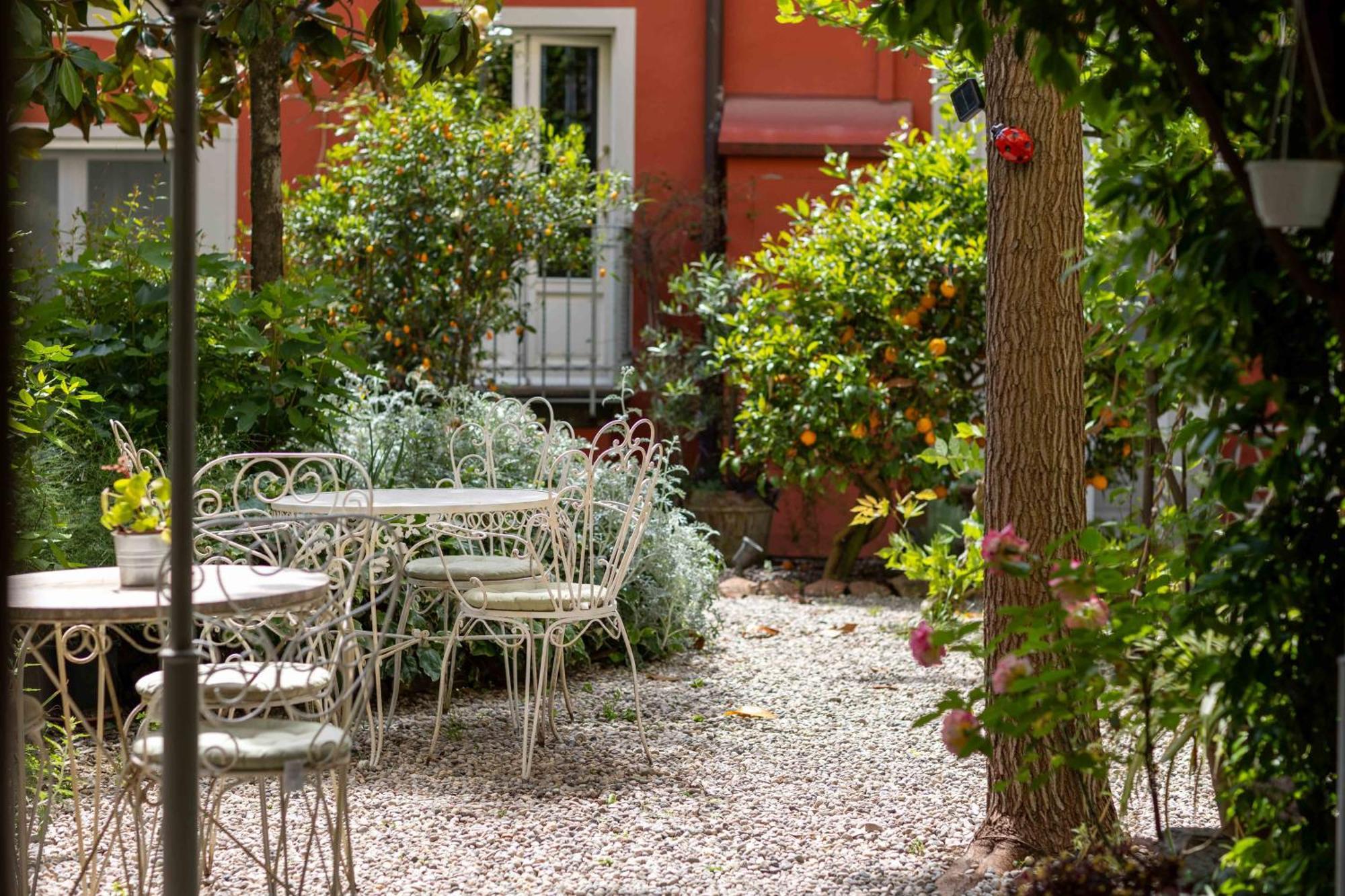 Secret Garden Couette-café *