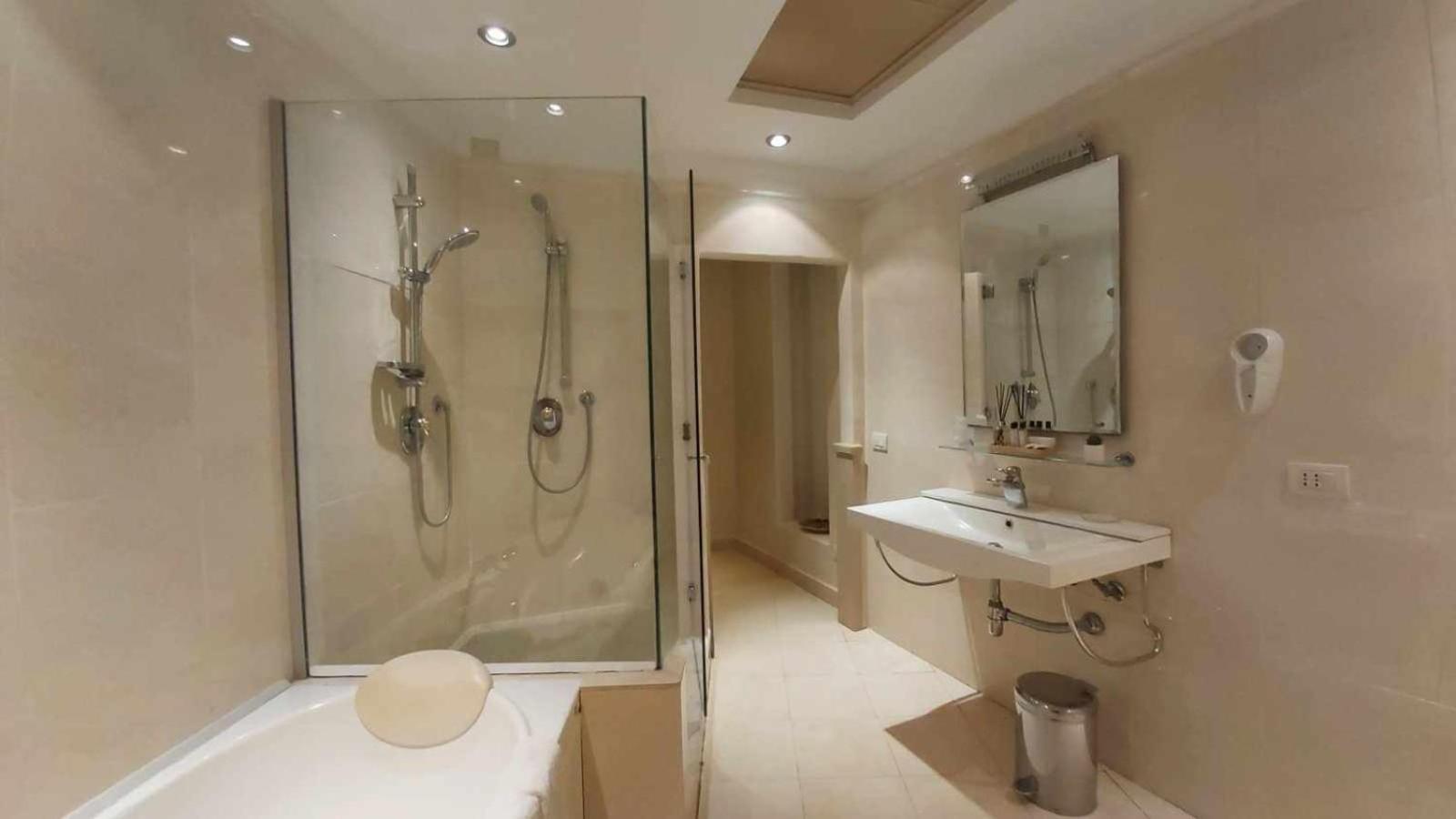 Tornabuoni La Petite Appart hôtel 4*