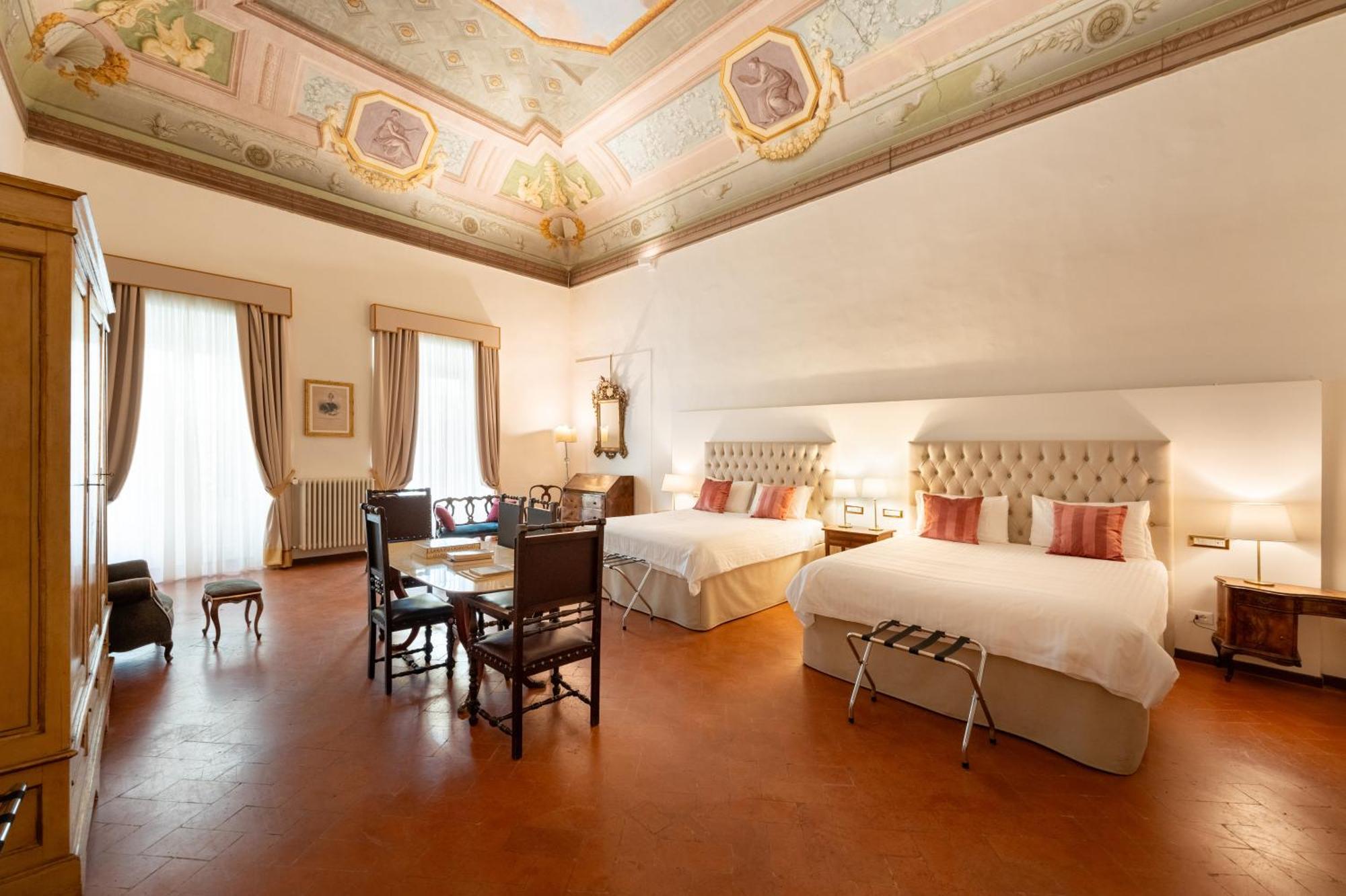 Palazzo D'ambra Residenza D'epoca Bed & Breakfast *