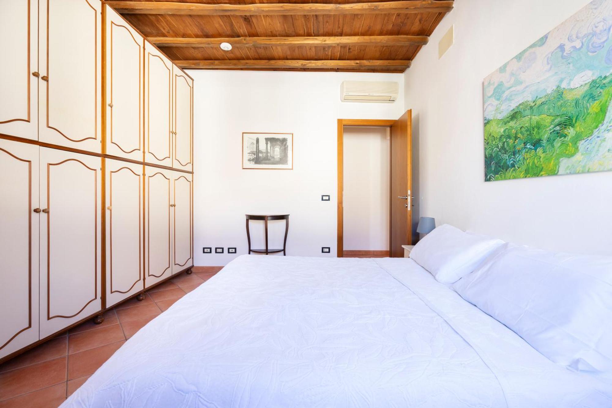 Apartment Faenza 91 Florence