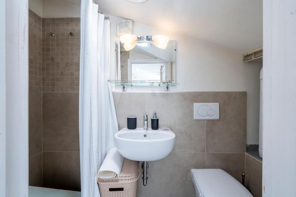 Ospedale Careggi - Moderno Apartment *
