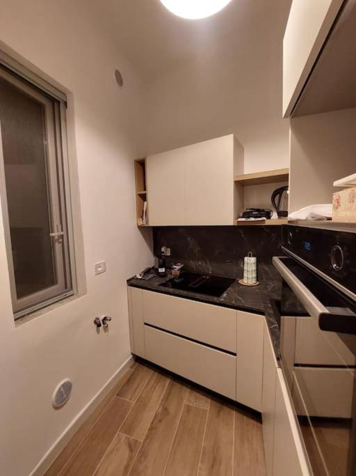 Flat In Centro Storico La Casa Di Luna Apartment *