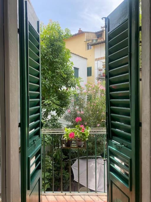 The Florentine House, Spontini 60 *