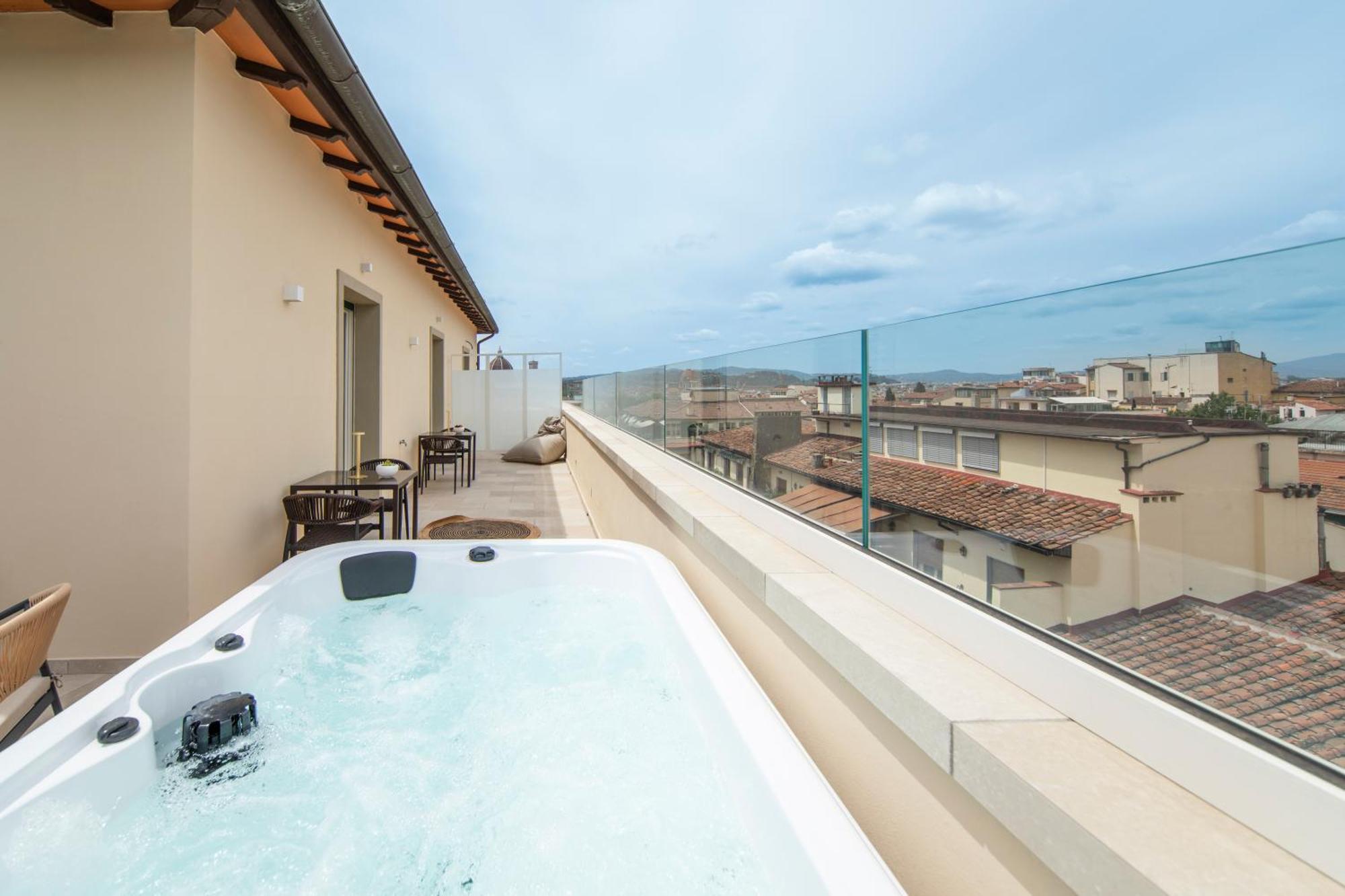 Penthouse With Terrace Over *