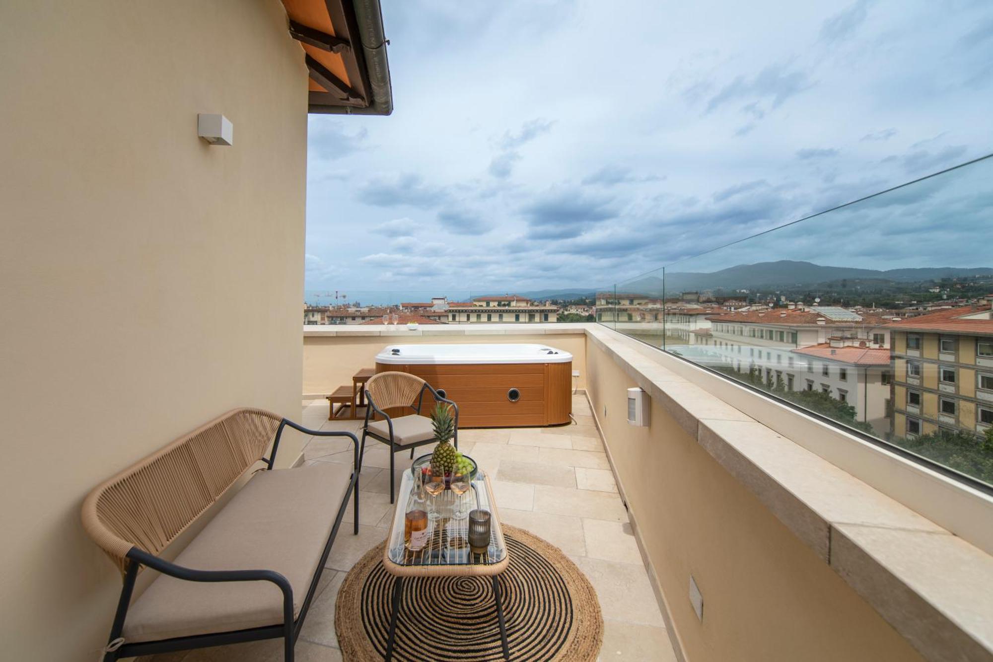 Appartement Penthouse With Terrace Over *