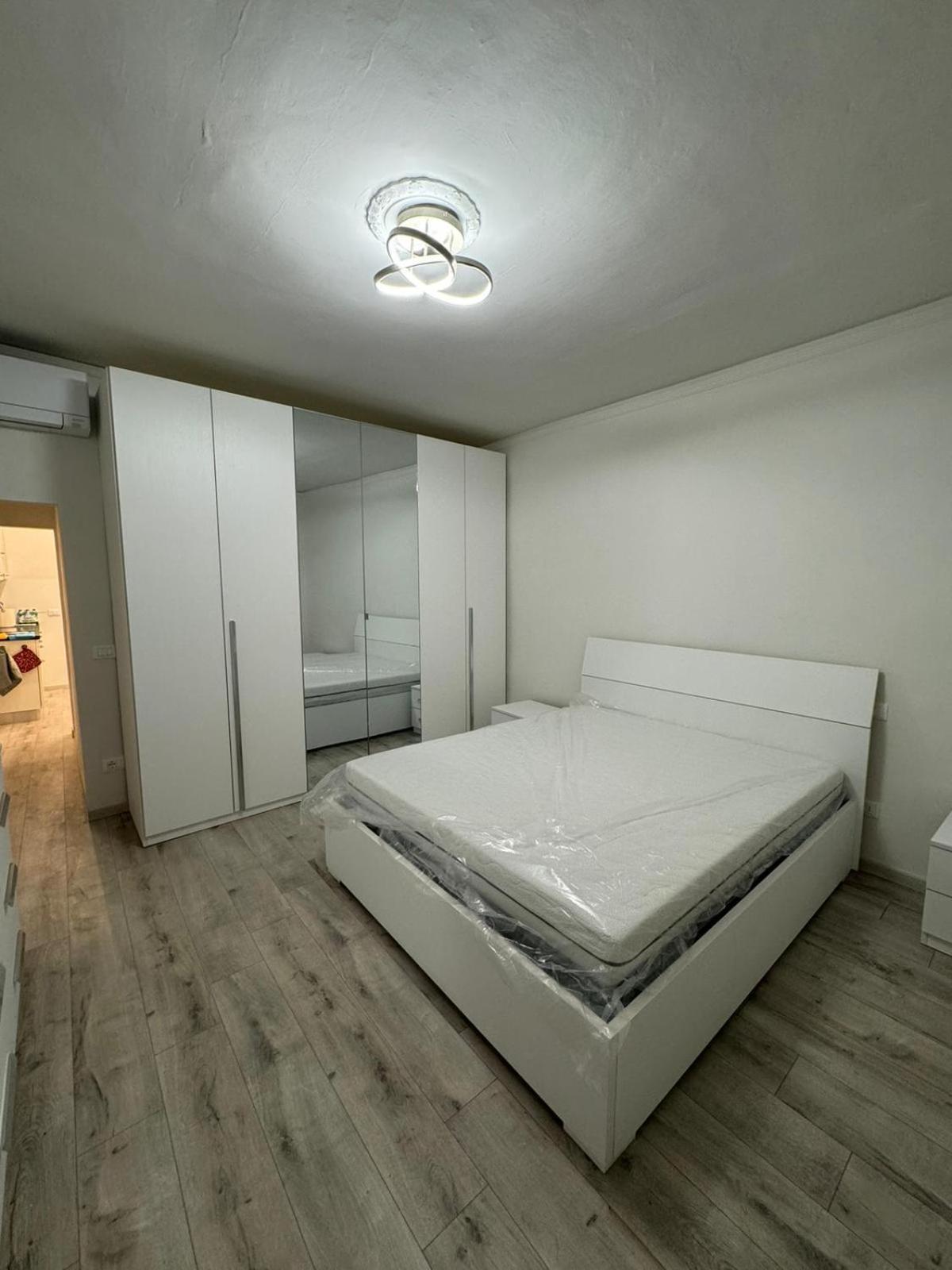 Apartment Spacious & Trendy 2br Florence
