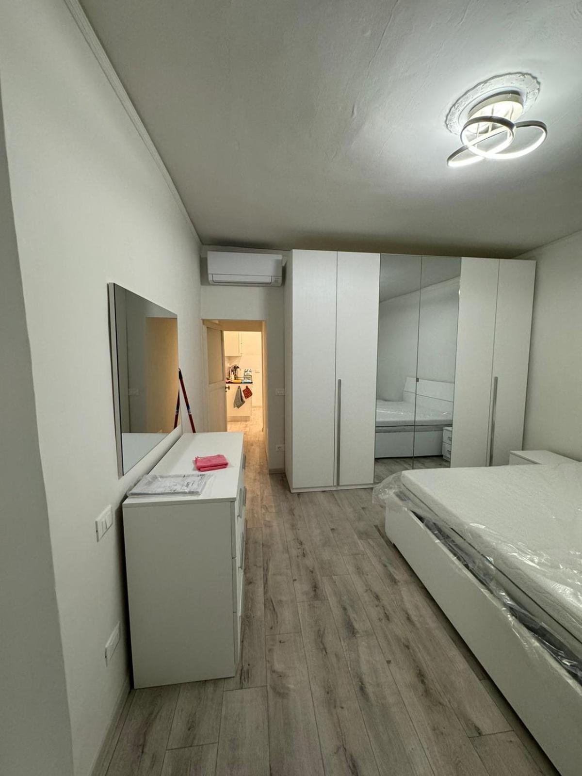 Apartment Spacious & Trendy 2br Florence