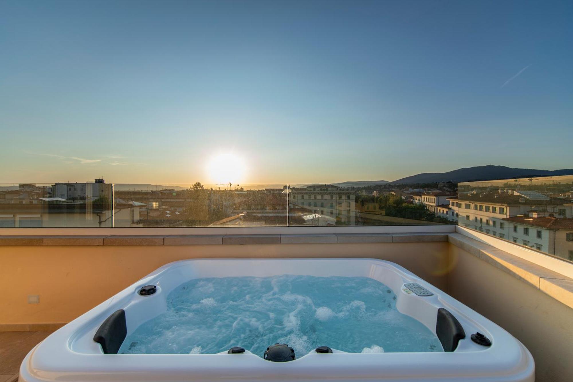 Appartement Penthouse With Terrace Over *