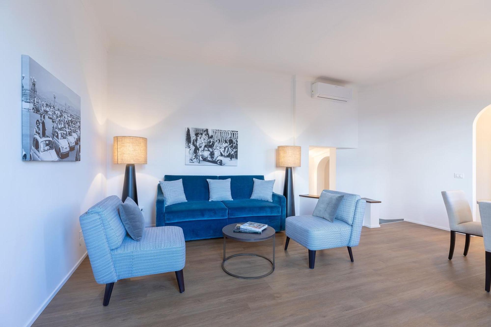 Apartment Dora Penthouse Uffizi View *