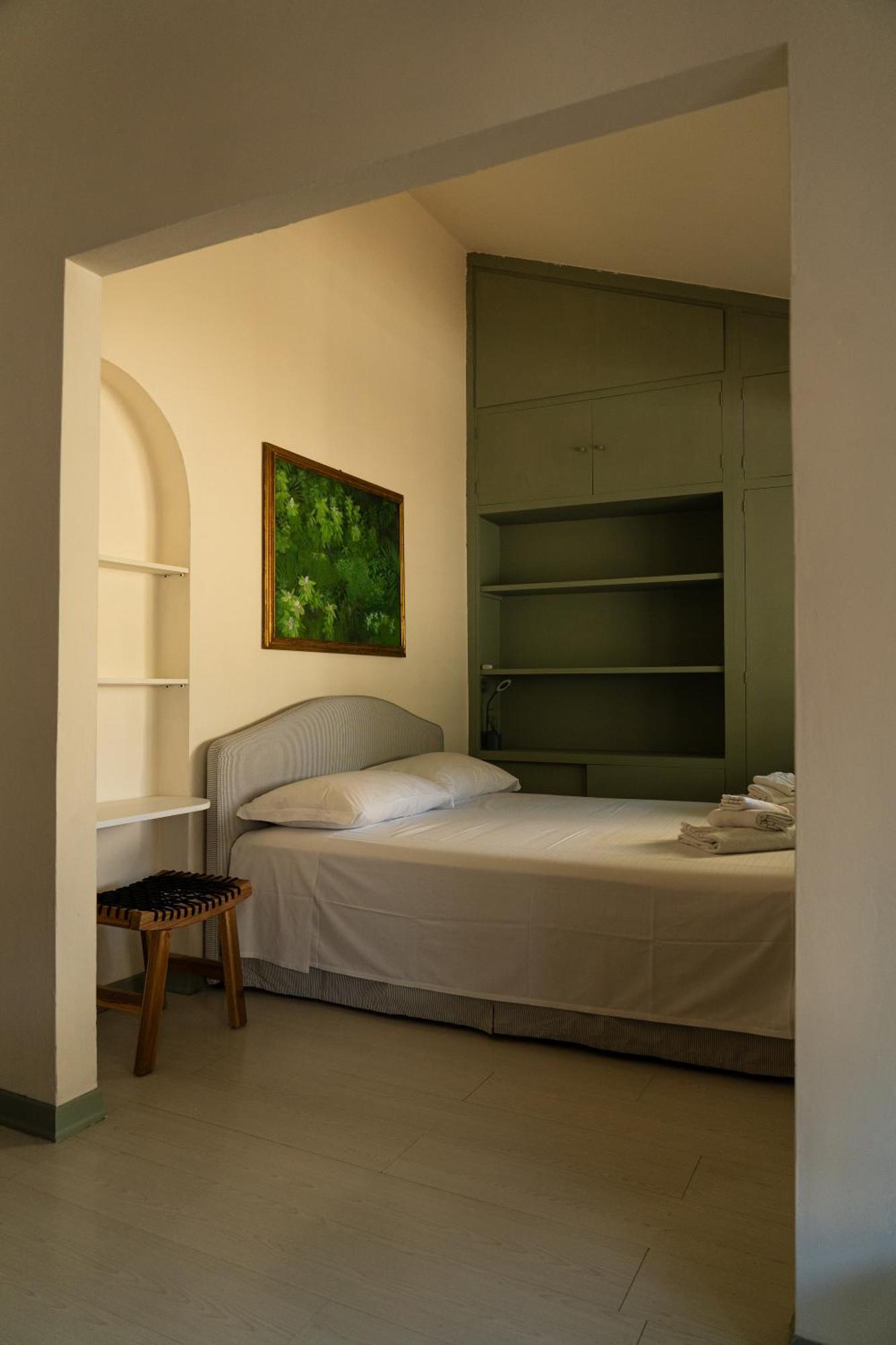 Appartement Friendly & Small 1-br With Beautiful Terrace *