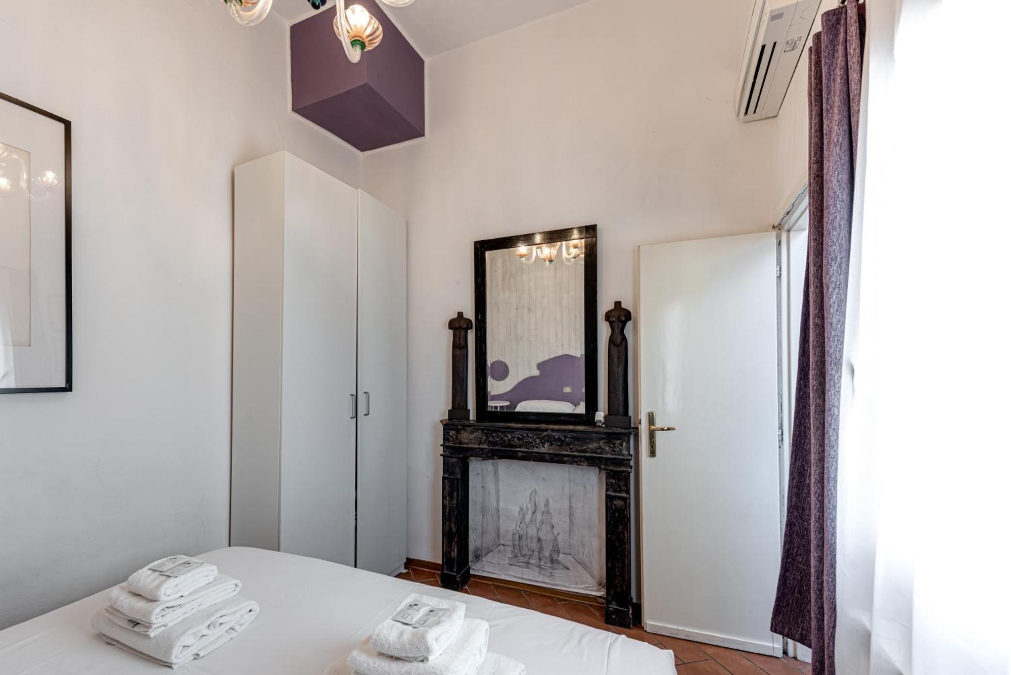 Violet Flat, San Gallo Apartment Florence
