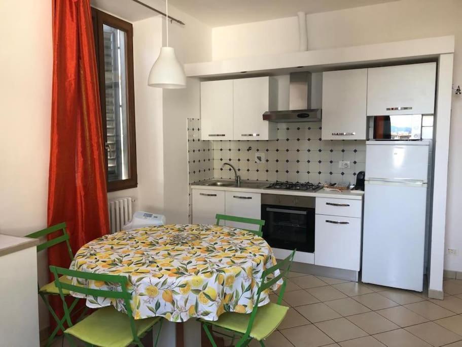 Serragli House *