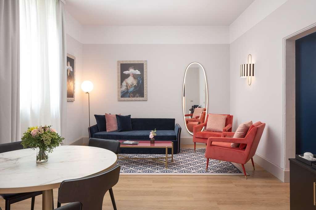 Anglo American Curio Collection By Hilton Hotel Florence