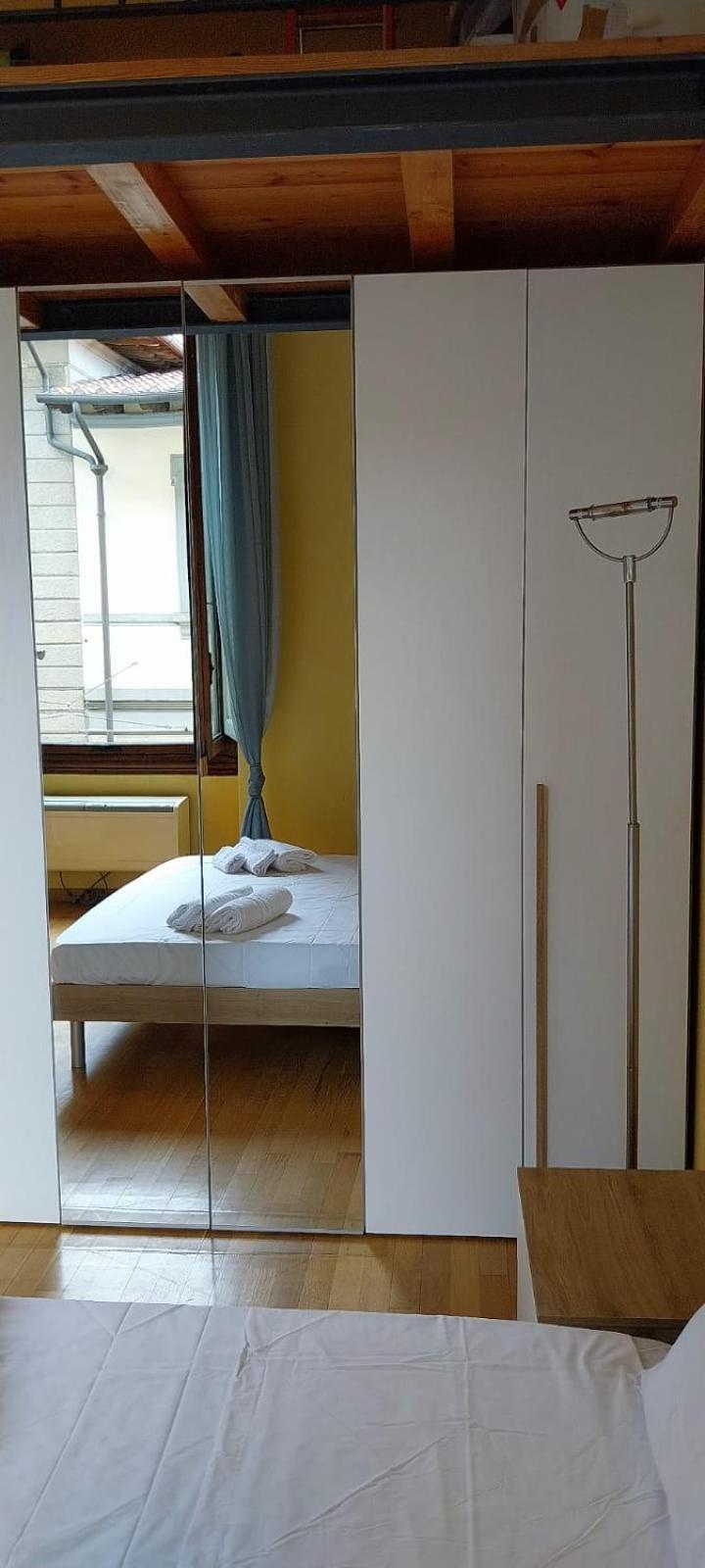 Esclusivo Moderno Netflix E Ac Apartment Florence