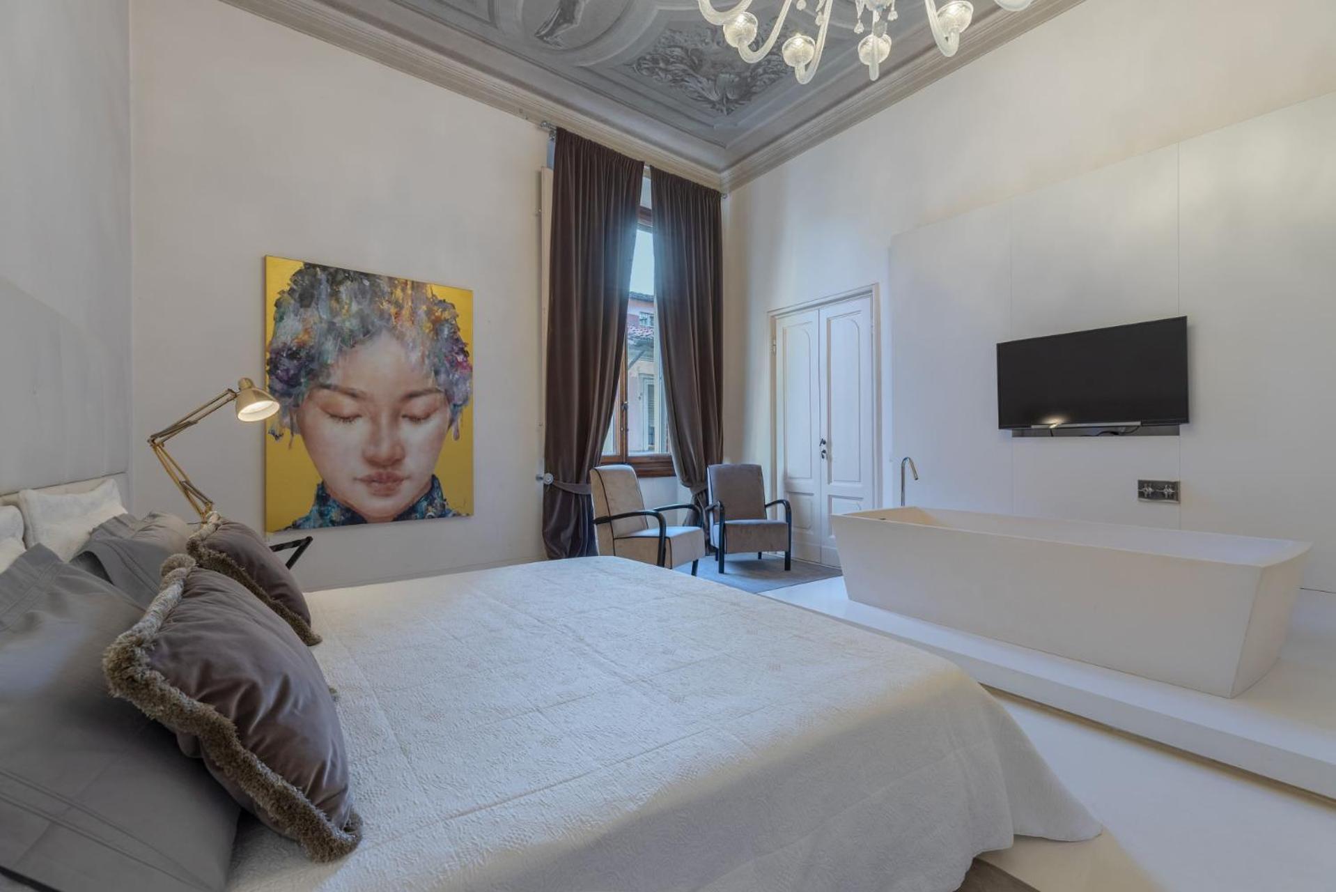 Luxury With Big Terrace In Florence