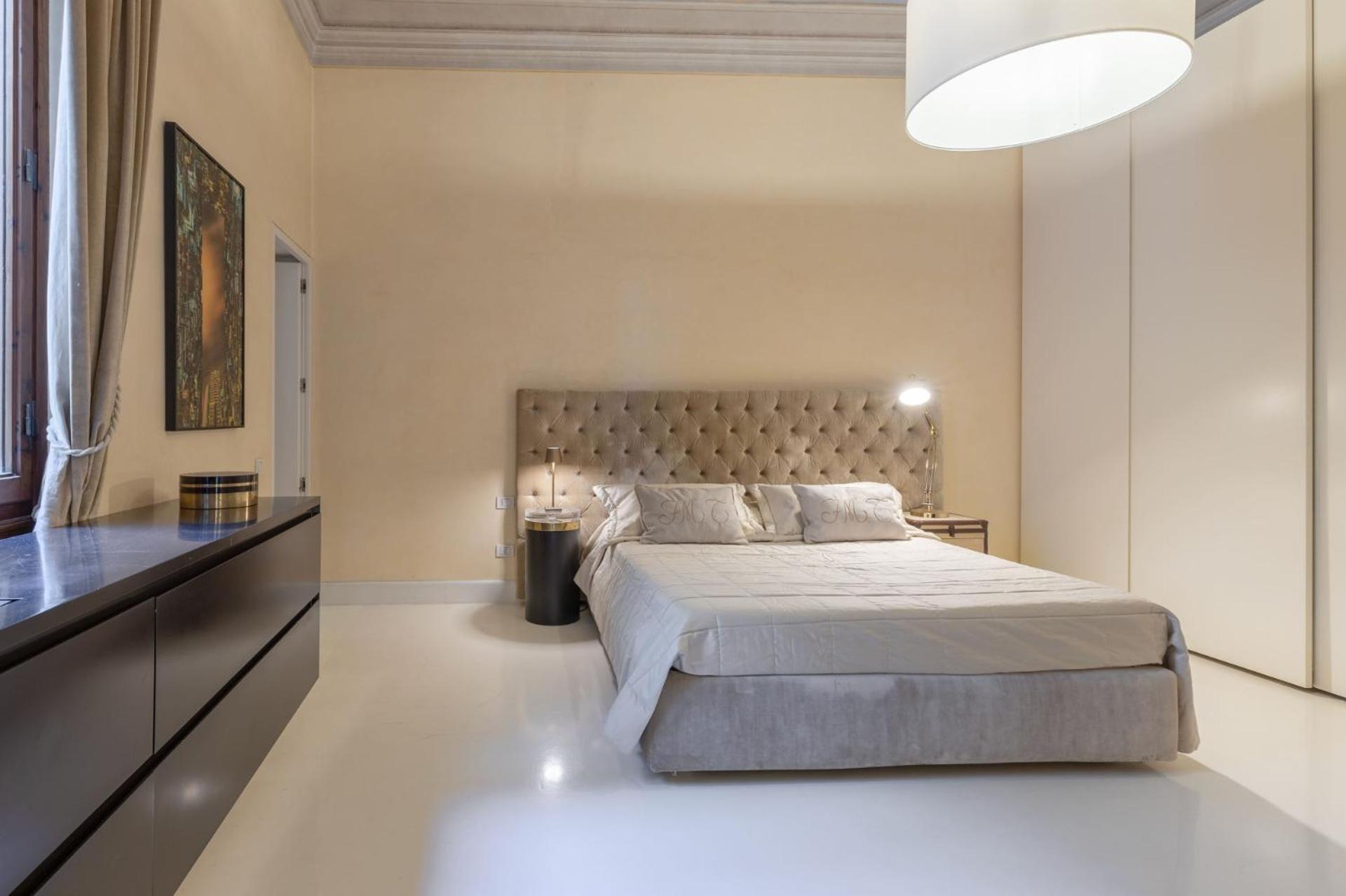 Luxury With Big Terrace In Aparthotel Florence