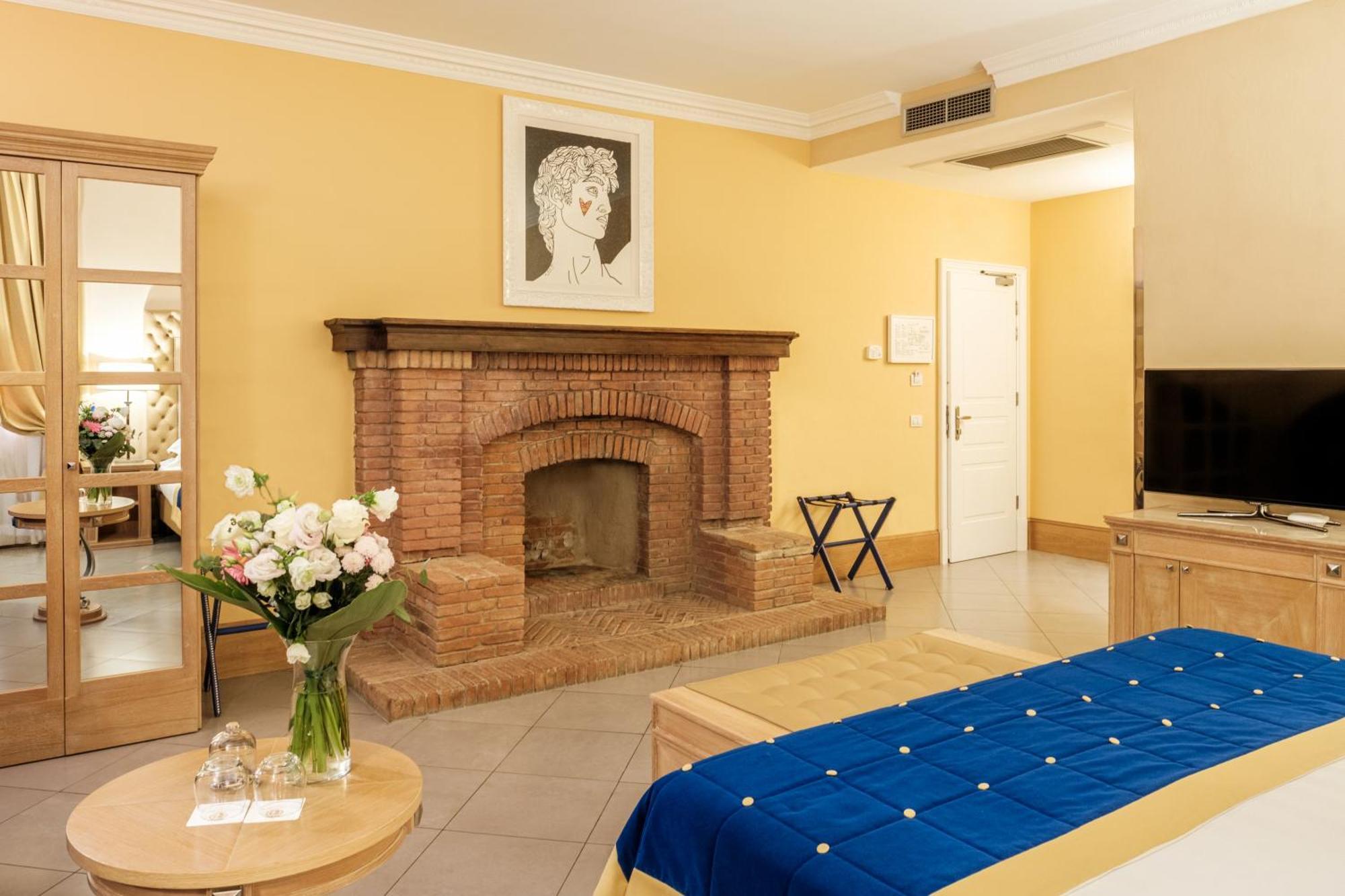 Tolomei Town Boutique Hotel Florence