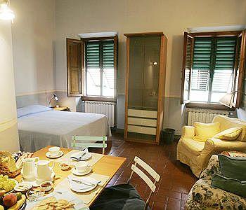 Hotel Gianna's