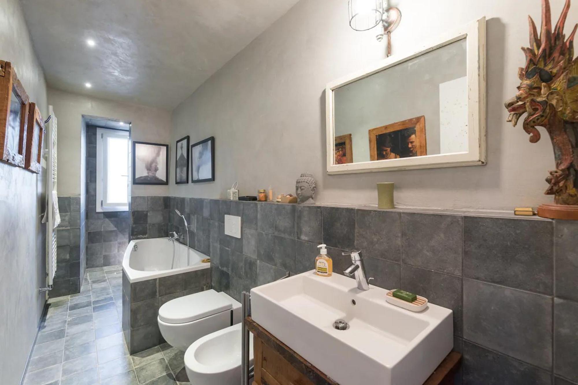 Apartment Unique 100 Sqm Design Flat In Oltrarno Florence