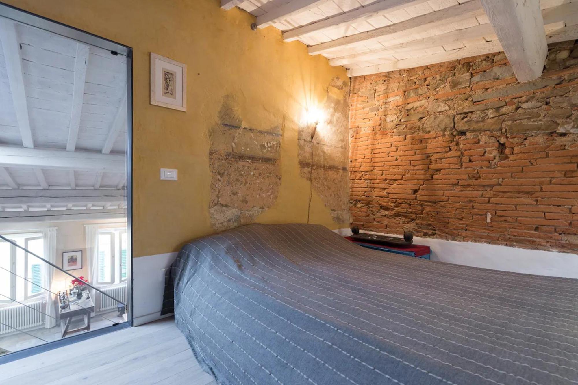Unique 100 Sqm Design Flat In Oltrarno * Florence