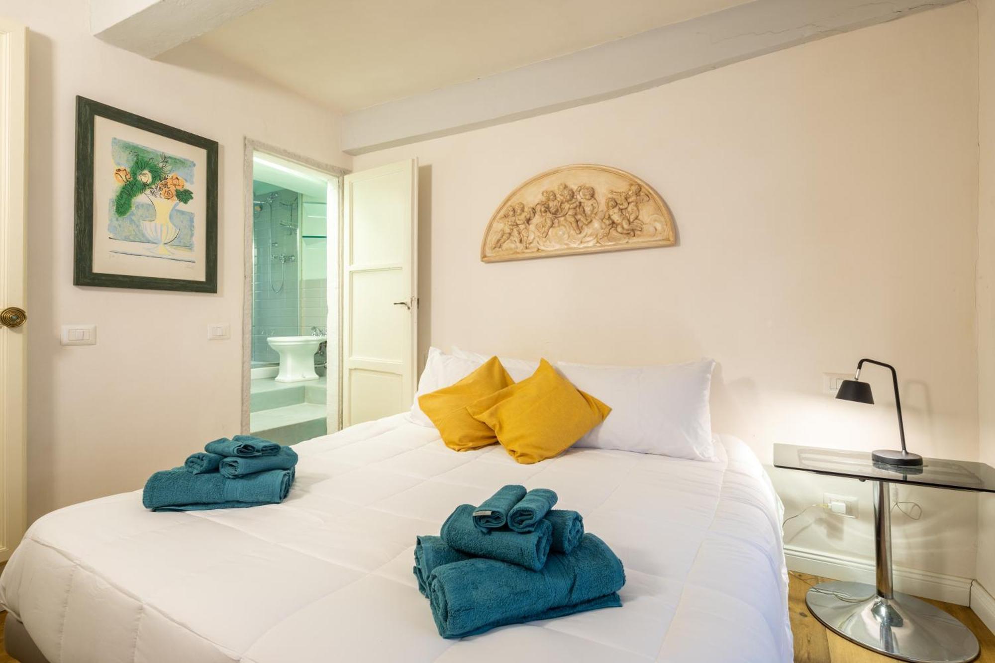 Apartment Santo Spirito Dimora Storica - 5 Minuti Ponte Vecchio - Centro Florence
