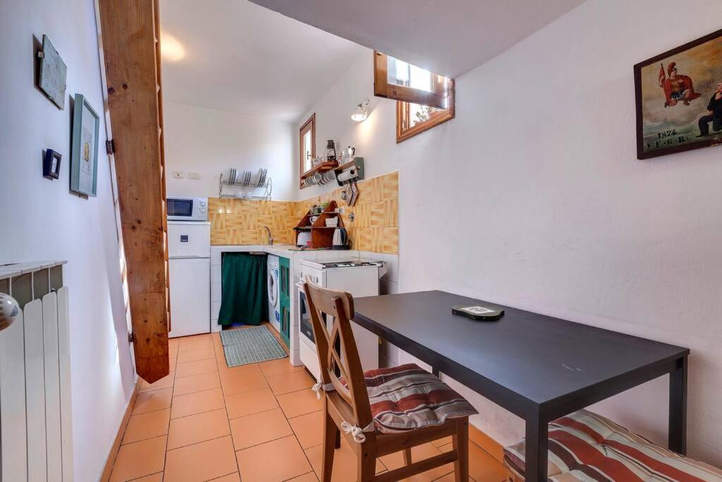 Pepi With Terrace Appartement *