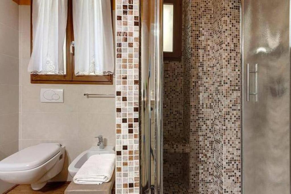 Apartment Orto Di Beatrice-casa Con Giardino