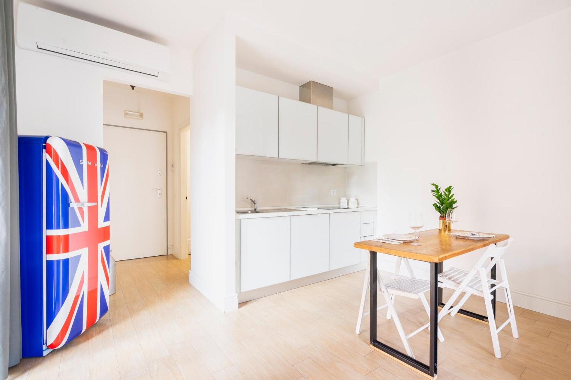 Apartment Porta Romana Modern *