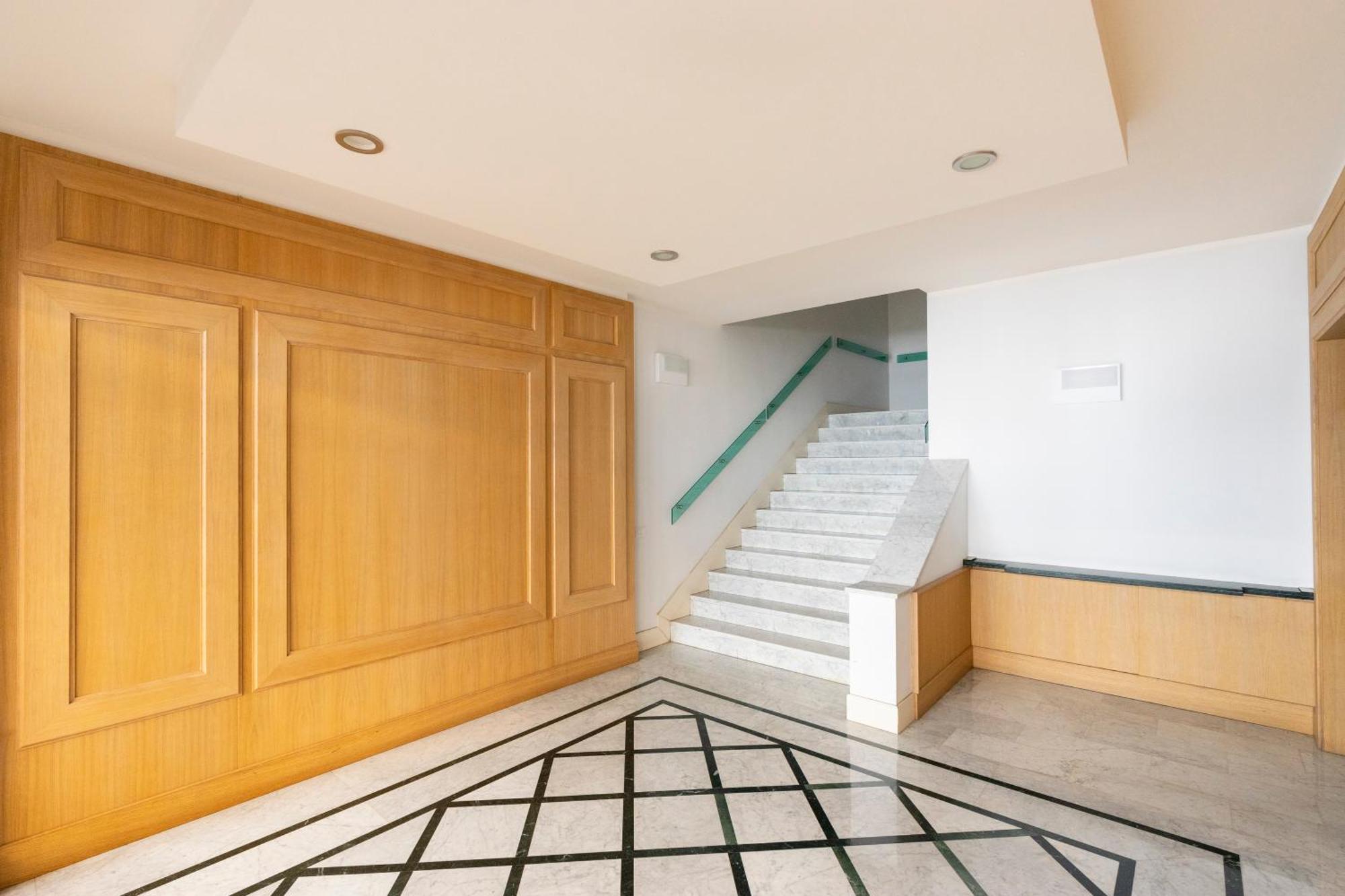 Apartment Porta Romana Modern