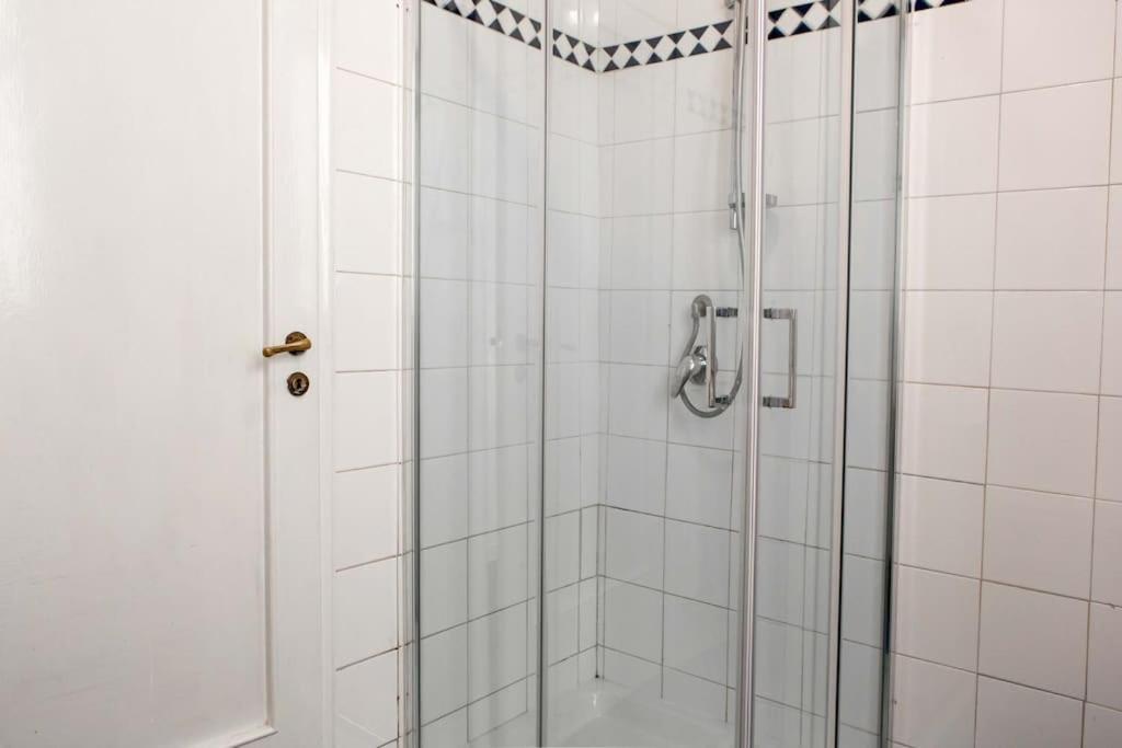 Apartment Romana 4 Bedrooms With Garden