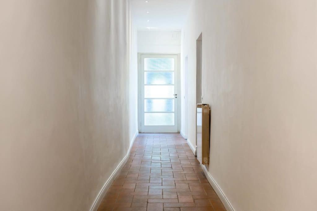 Romana 4 Bedrooms With Garden Apartment *