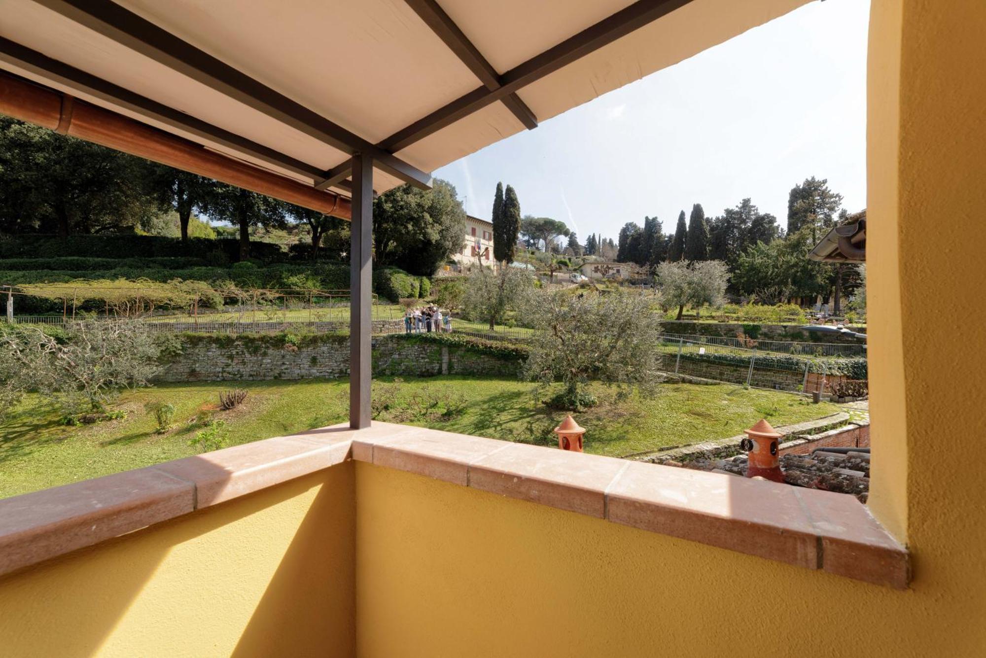 Luca's Over The Rose Garden Florence