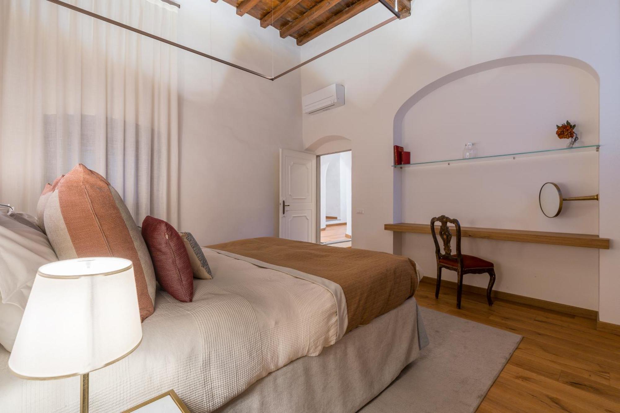 Apartment The Tornabuoni Palace Boutique Florence