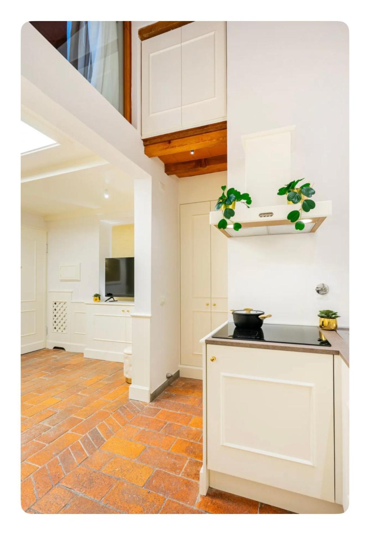 The Bright Window In Florence! Centralissimo! Apartment