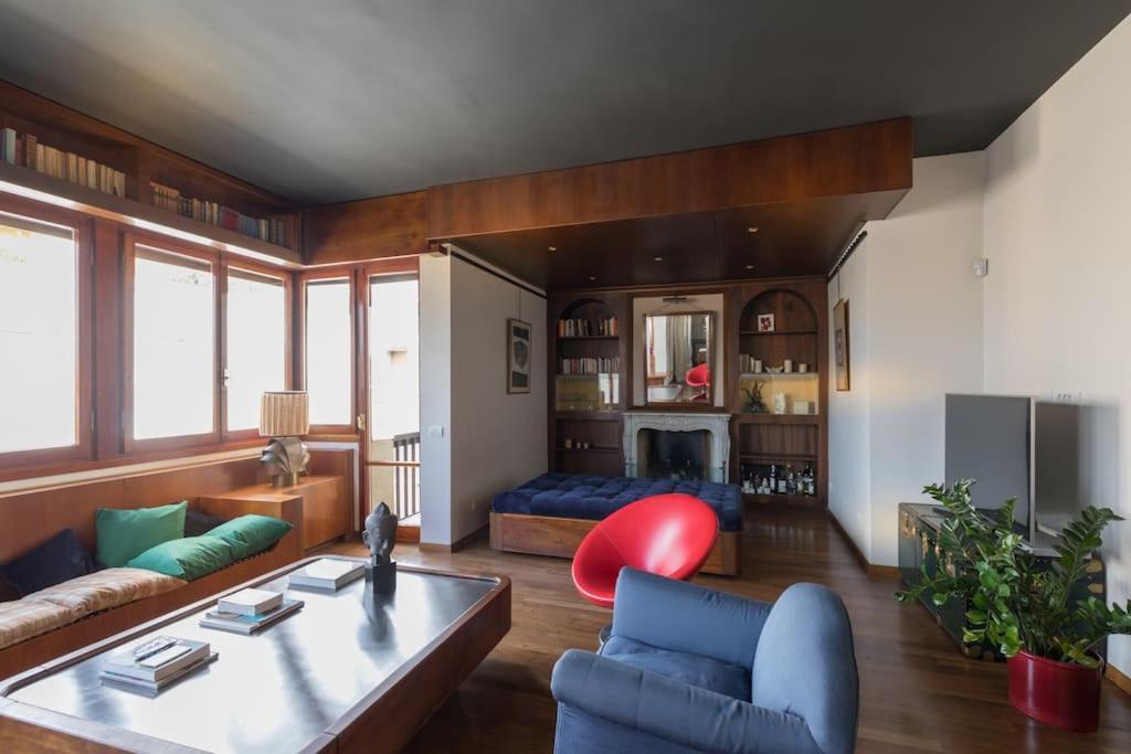 Luxury Flat - Enzo Ferrari's Ex Lover Apt Appartement *