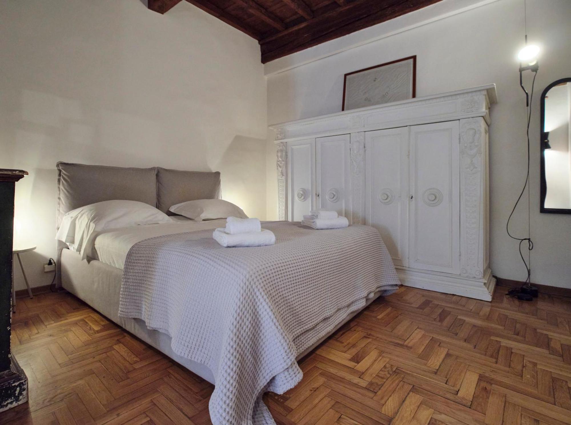 Enchanting With Patio, Lungarno Appartement