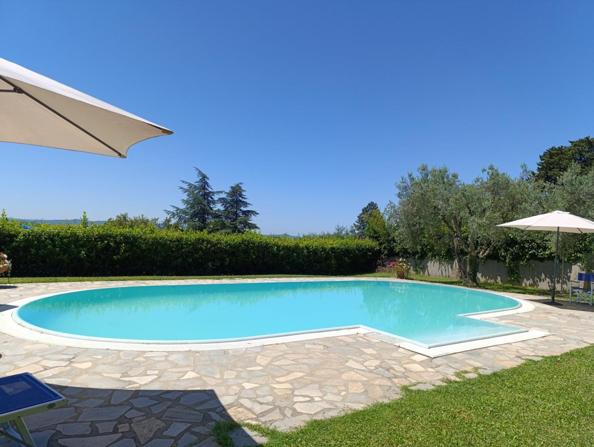 Holiday home Con Piscina In *