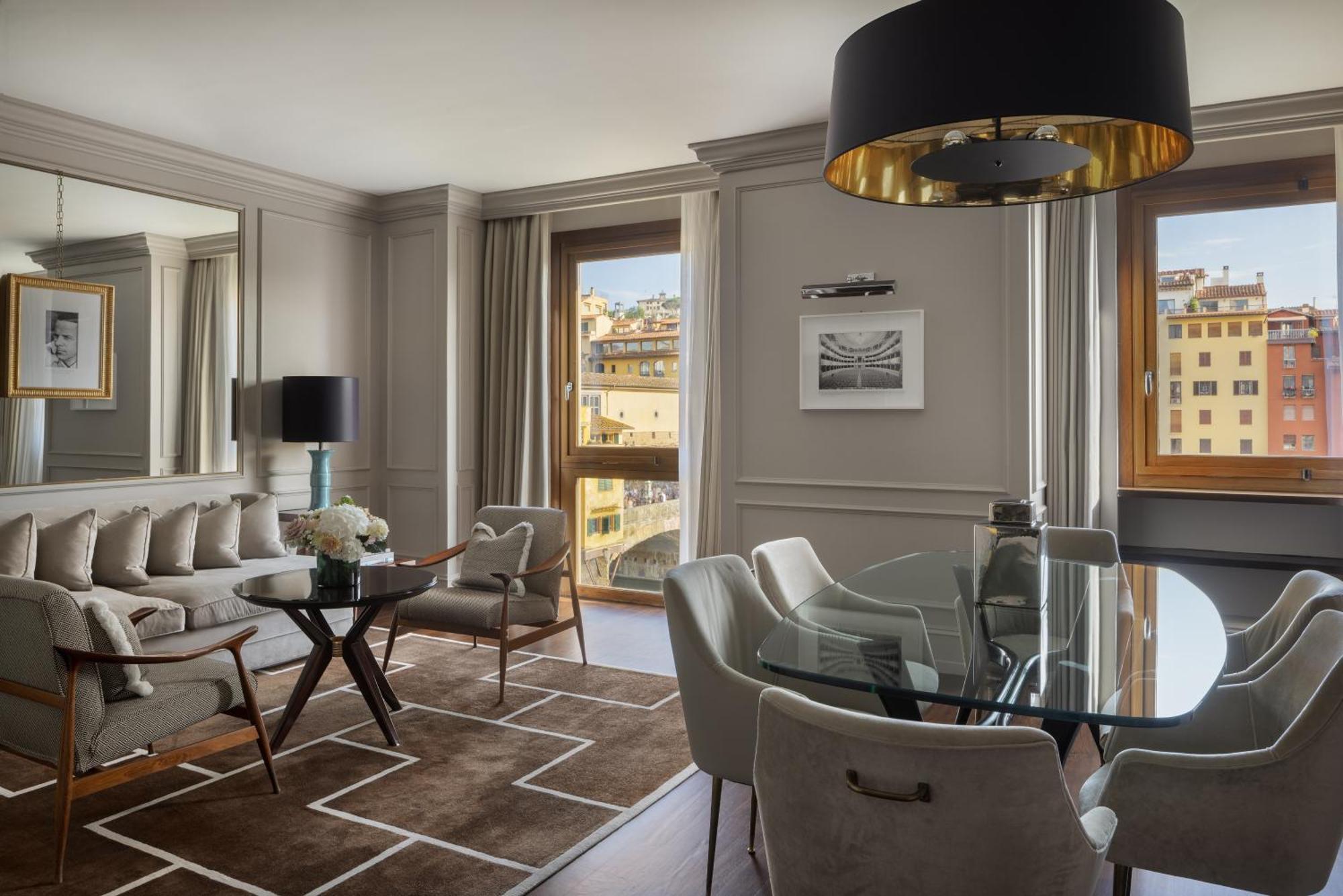 Portrait - Lungarno Collection 5* Florence