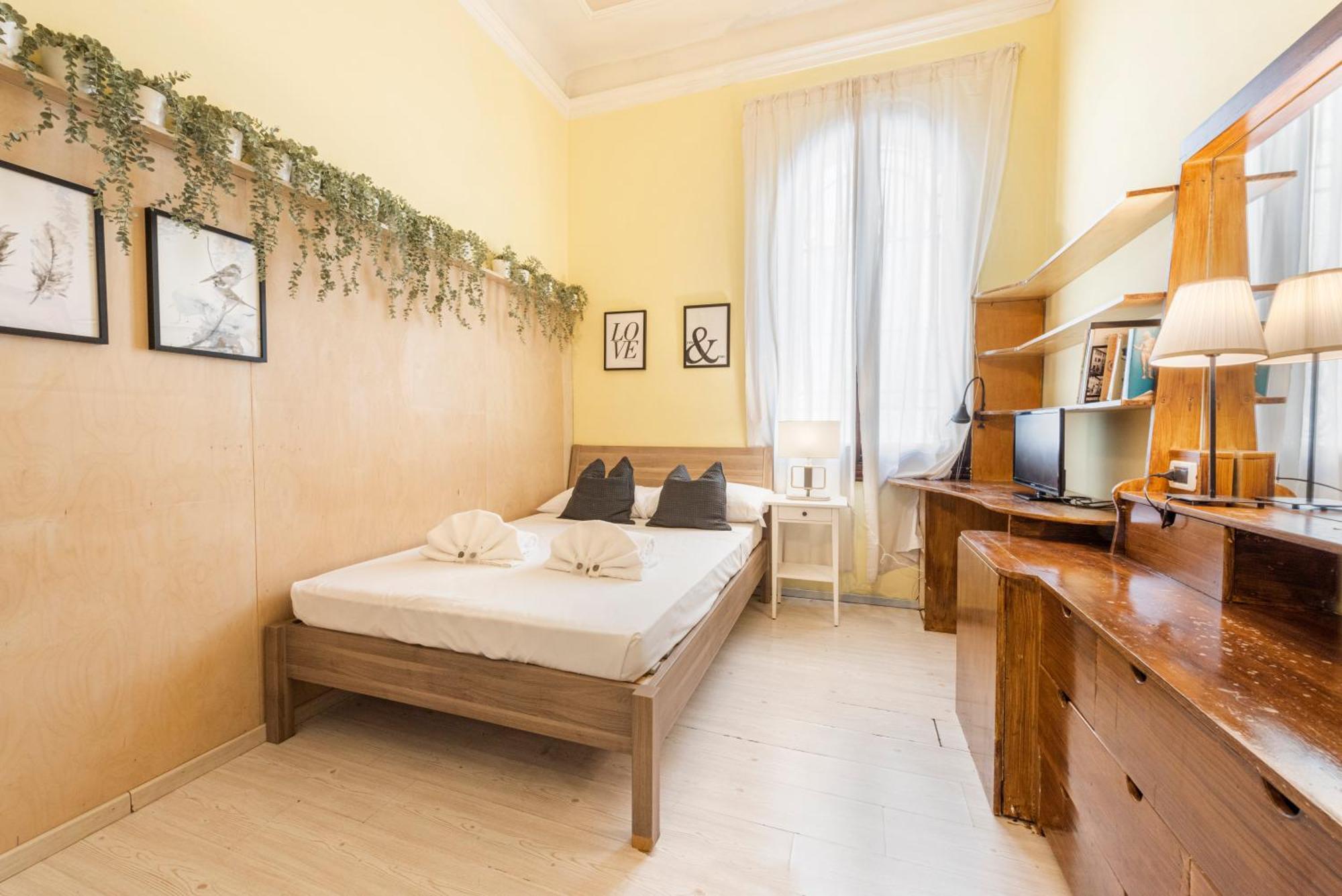 The Luxor - Giacomini * Florence