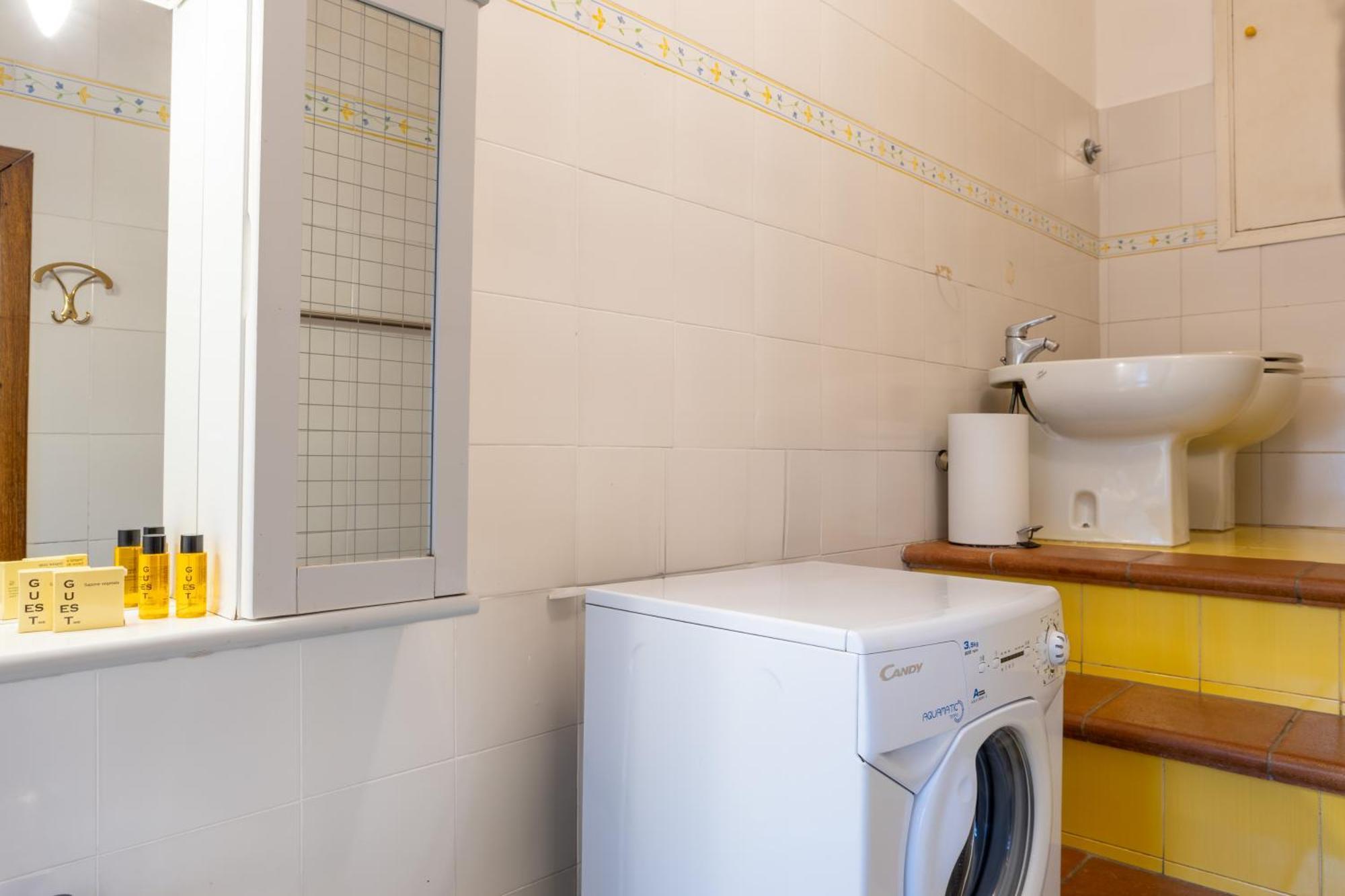 Apartment Romana *