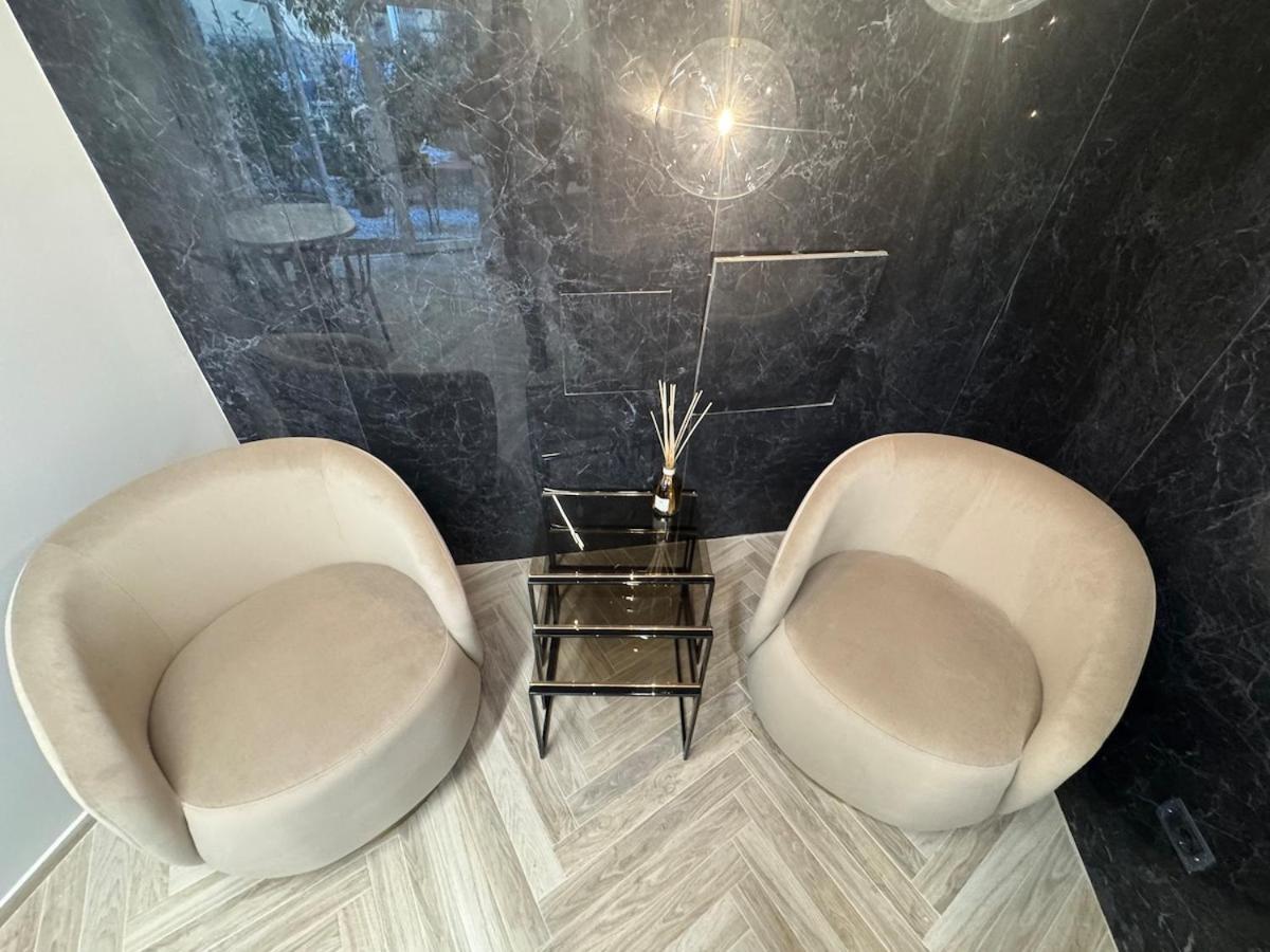Ercole With Jacuzzi Pool Holiday home Florence