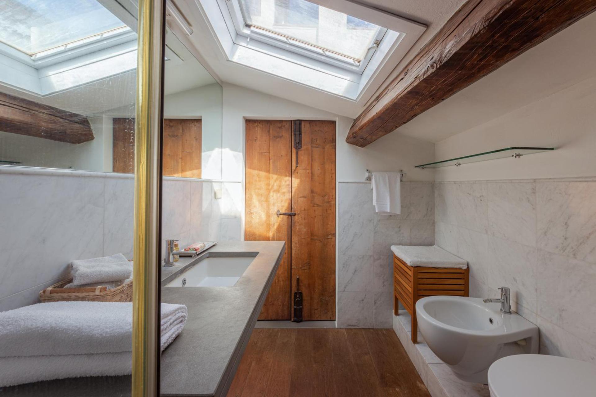 Florence- Tegolaio Chic Apartment *