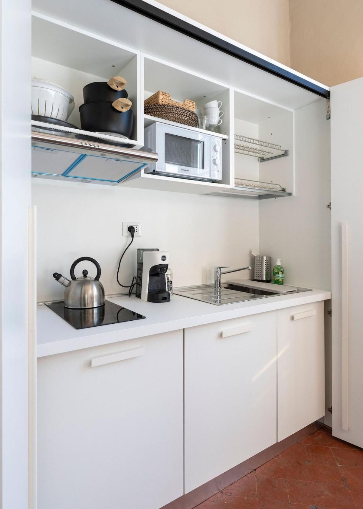 Apartment Stunning In Antique Xii