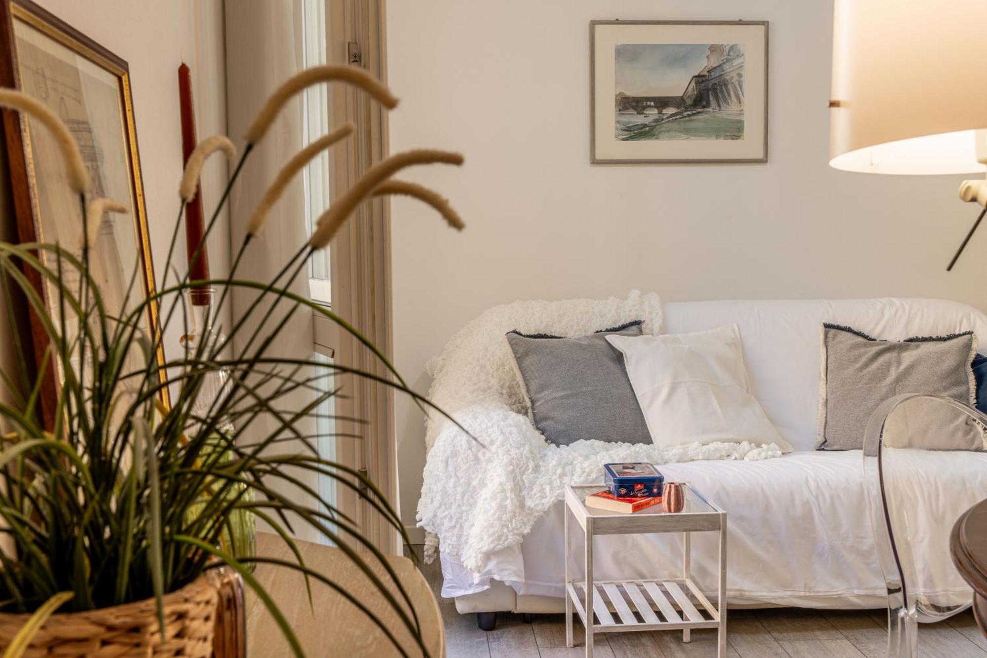 Hidden Nest Apartment *