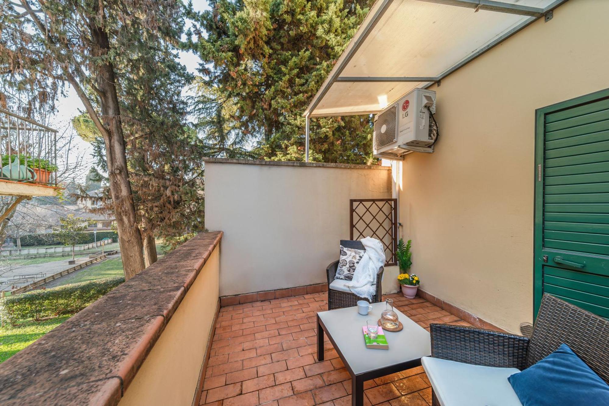Courtyard Nest Apartment *