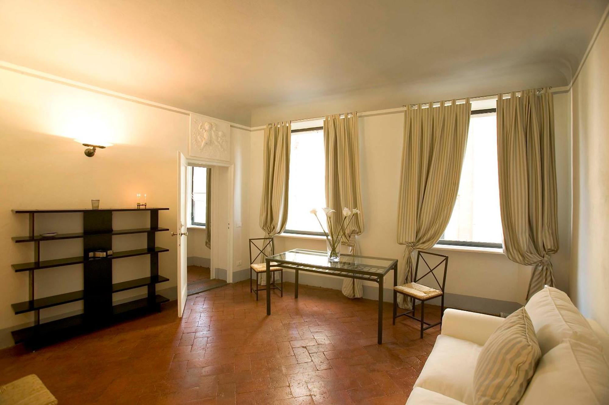 Apartment Palazzo Bianchini Florence